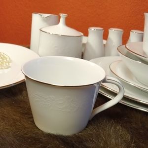 NORITAKE FINE #6450Q CHINA BUY BY PIECE. PRICES $7- $11